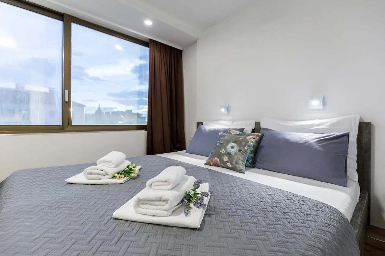 Apinelo Tower Rooms Split Croatia