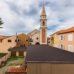 https://apartment-forum-zadar.hotelinzadar.com